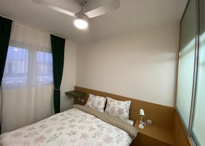 Cozy One Bedroom Daire