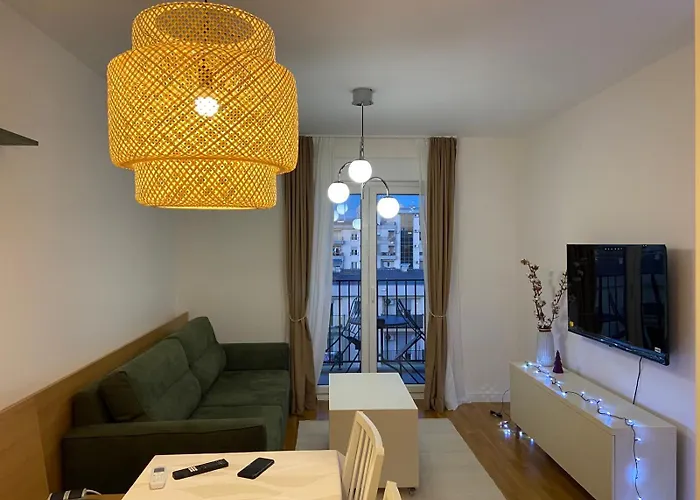 Cozy One Bedroom Daire Podgoriçe