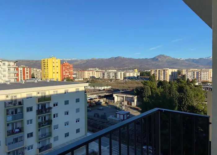 Daire Cozy One Bedroom Podgoriçe