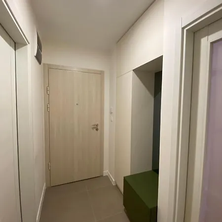 Cozy One Bedroom 포드고리차