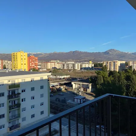 Lägenhet Cozy One Bedroom Podgorica